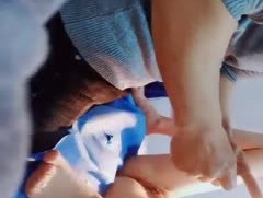 男技师偷拍骚女全身SPA脱下裤子扒掉侧入，搞得客人舒服了