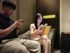 小宝寻花找大圈外围、穿情趣女仆装黑丝、口交舔tian屌、呻吟娇喘非常酥麻