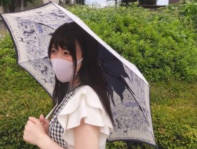 FC2-PPV-4291995 最新视频【ムッツリ巨乳のお嬢様！】