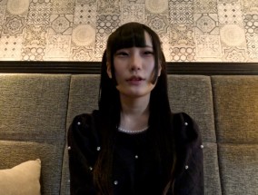 FC2-PPV-4323853 みお(19)かわいい巨乳JDの初アナルを貫通しそのまま中出