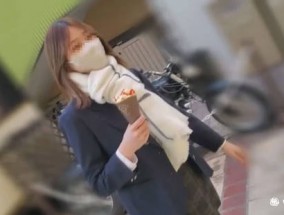 FC2PPV-3362097 最新视频【2005年生】色白巨乳美少.女⑥最後に遊園地デート観覧車で