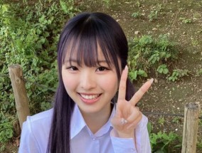 FC2PPV-3299187 何も飾らない純朴天使あゆちゃん１８歳のはじける笑顔！