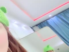 B0723颜值区绿波女神初次下海，好不容易捕捉到了，肤白貌美大长腿，打扮一下激ji情大秀