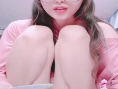 眼镜美妞带点清纯非常骚